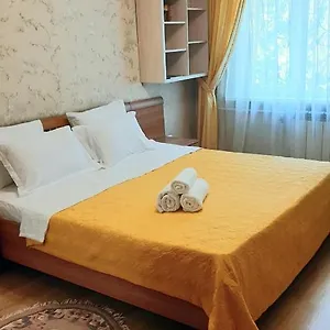 в центре Алматы