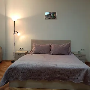https://lucky-apartments.alltbilisihotels.com